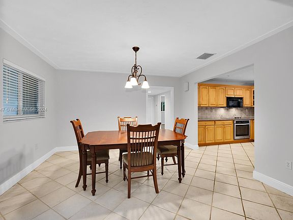 5th image of 6918 Barquera St