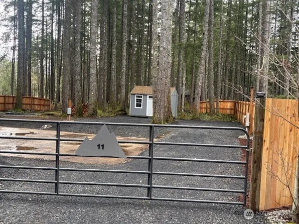 11 N Coho Court, Hoodsport, WA 98548
