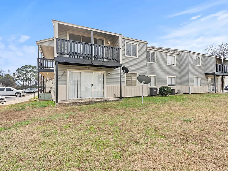 Blossom Wood Apartments — Photo 18