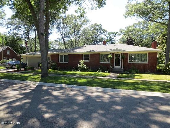 2nd image of 2321 Wickham Dr