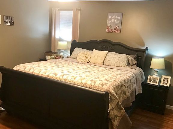 5th image of 440 W Daisy Pl