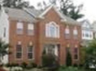6488 Warwick Cir, Alexandria, VA 22315