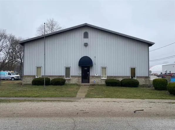2103 S 1st St, Terre Haute, IN 47802