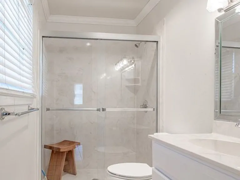 1703 La Casa Dr — Photo 9