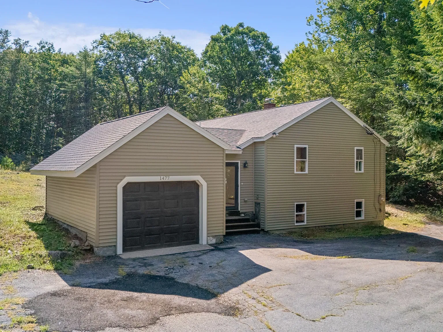 2 bed, 1176 sqft, $2,600 — Photo 1