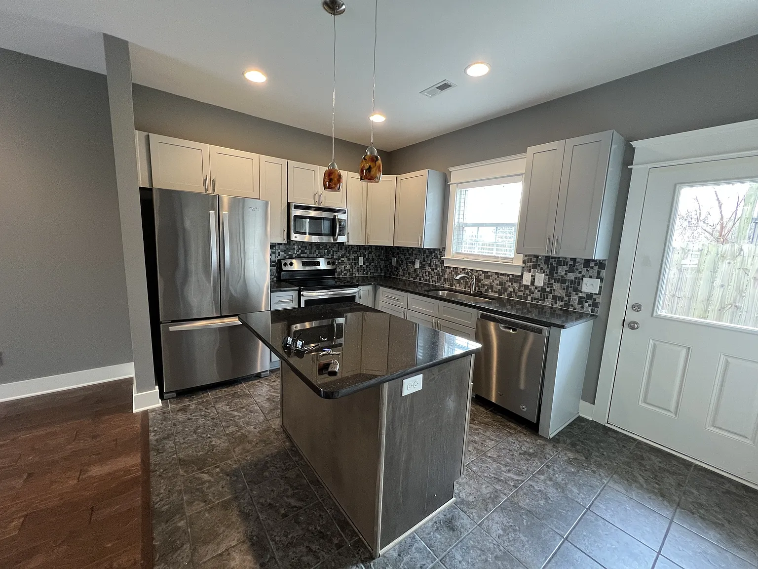 107 Porter Terrace - 1 — Photo 4