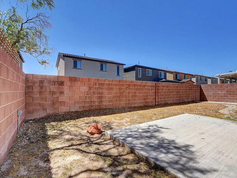 1855 Grand Prairie Ave — Photo 41