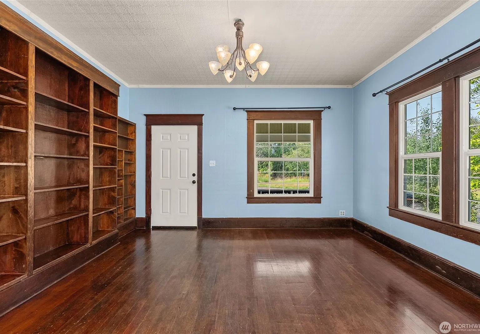 2101 Henkle Street - 1 — Photo 2