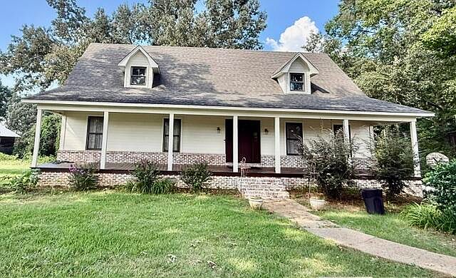 1st image of 1302 Brassfield Rd