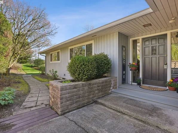 12202 SE Guilford Dr, Milwaukie, OR 97222