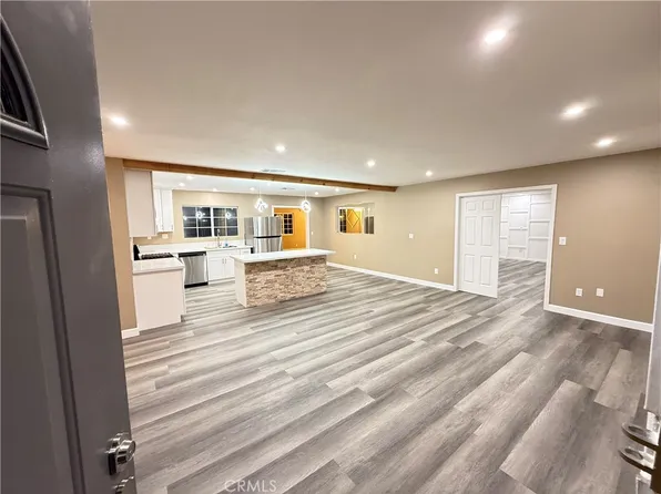 26561 Hempstead Ct, Menifee, CA 92586