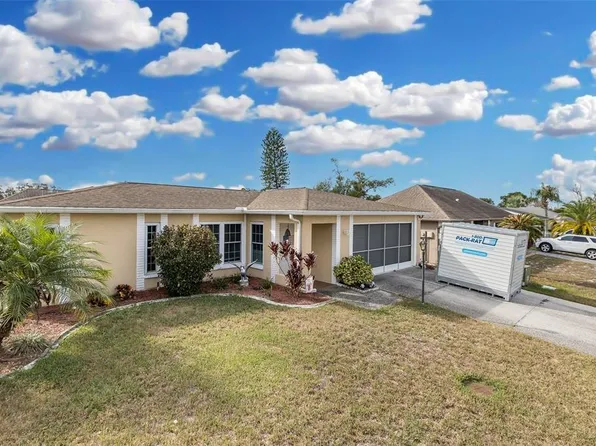 8326 Luray Dr, Port Richey, FL 34668