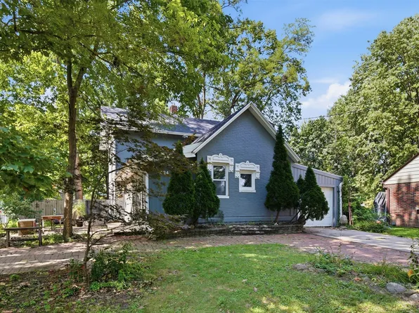 2024 35th St, Des Moines, IA 50310