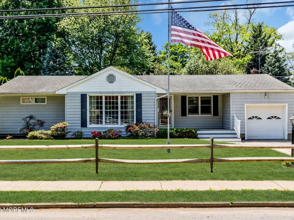 15 Chestnut Street, Port Monmouth, NJ 07758
