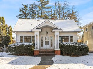 531 Delles Rd, Wheaton, IL 60187