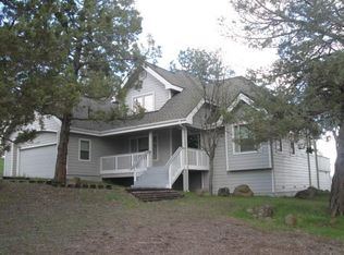 4626 Coopers Hawk Rd, Klamath Falls, OR 97601
