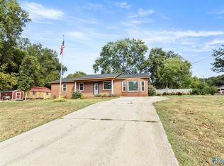 299 Pinhook Rd, Moulton, AL 35650