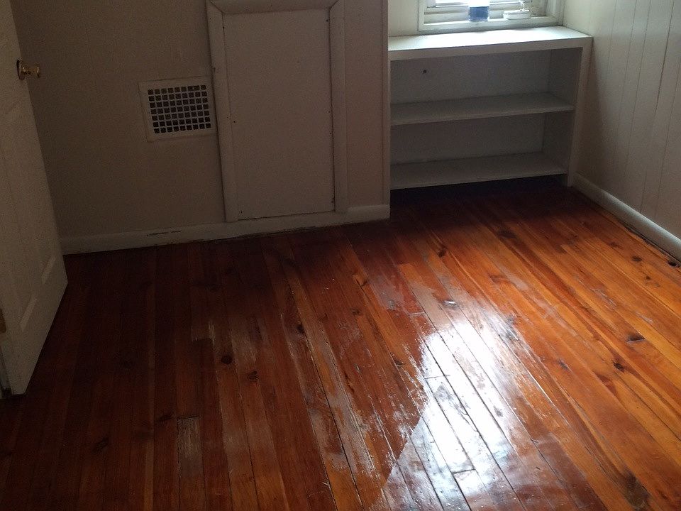 Bedroom 3 with built-in bookcase
