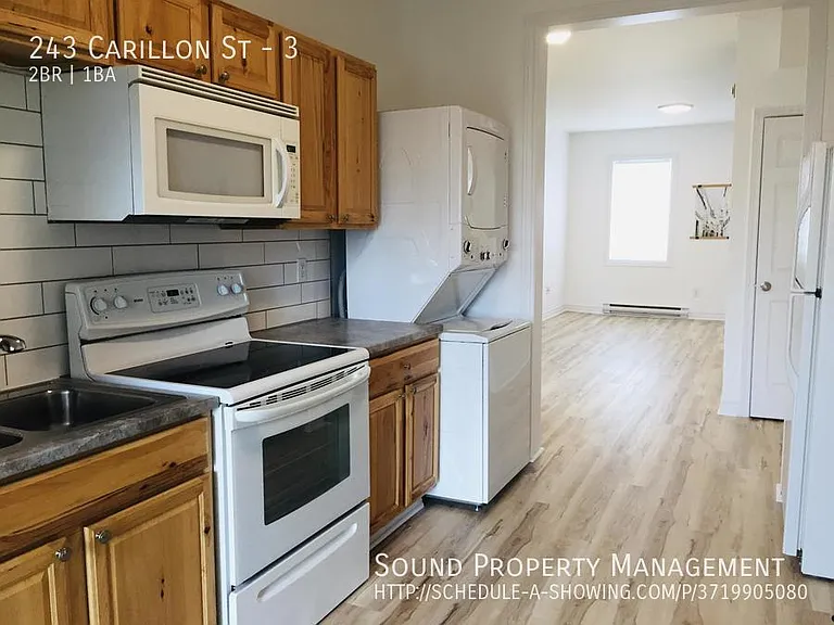 243 Carillon St #3 — Photo 8
