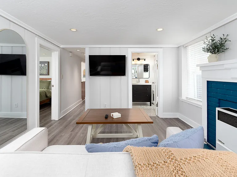 3257 Prentiss St #2 — Photo 4
