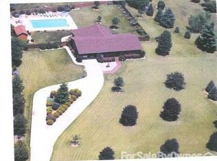 7621 W Lancaster Rd, Peoria, IL 61607