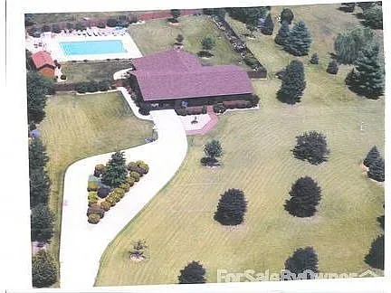 7621 W Lancaster Rd photo 1