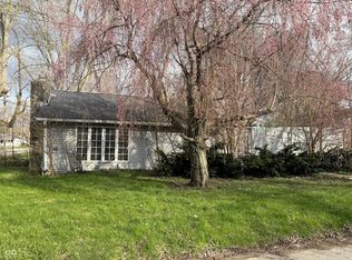 101 S Market St, Carthage, IN 46115