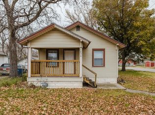 1856 S Laura Ave, Wichita, KS 67211