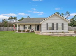 105 Parish Loop NE, Hinesville, GA 31313