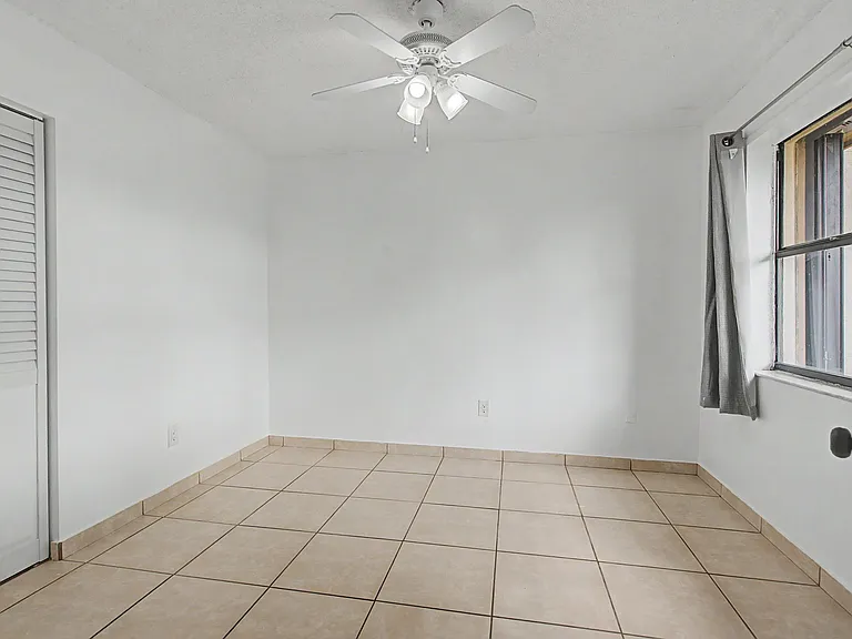 1650 Sandpiper Blvd — Photo 9
