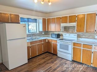 46909 Yale Rd #B, Chilliwack, BC V2P 2S6