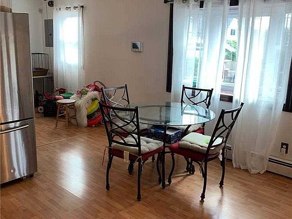 4th image of 1298 Theodora St