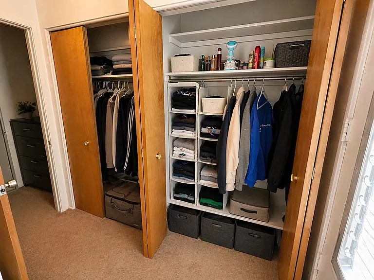 Varsity Management - 515 Walnut — Photo 6
