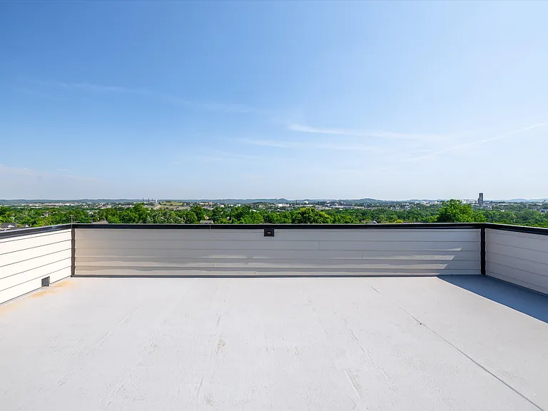 5915 Maxon Ave #B — Photo 95