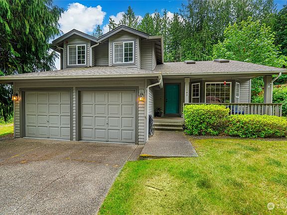 2nd image of 15583 Sunny Cove Drive SE
