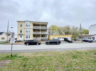 82 5th St, Auburn, ME 04210