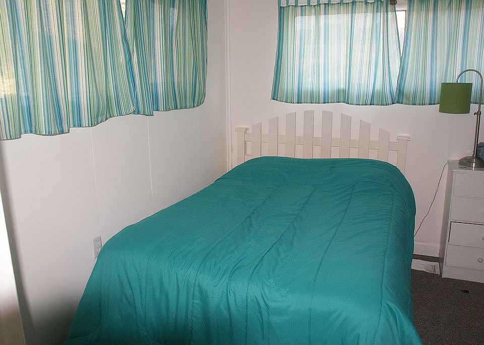 4346 S 4th St, Luna Pier, MI 48157 Zillow