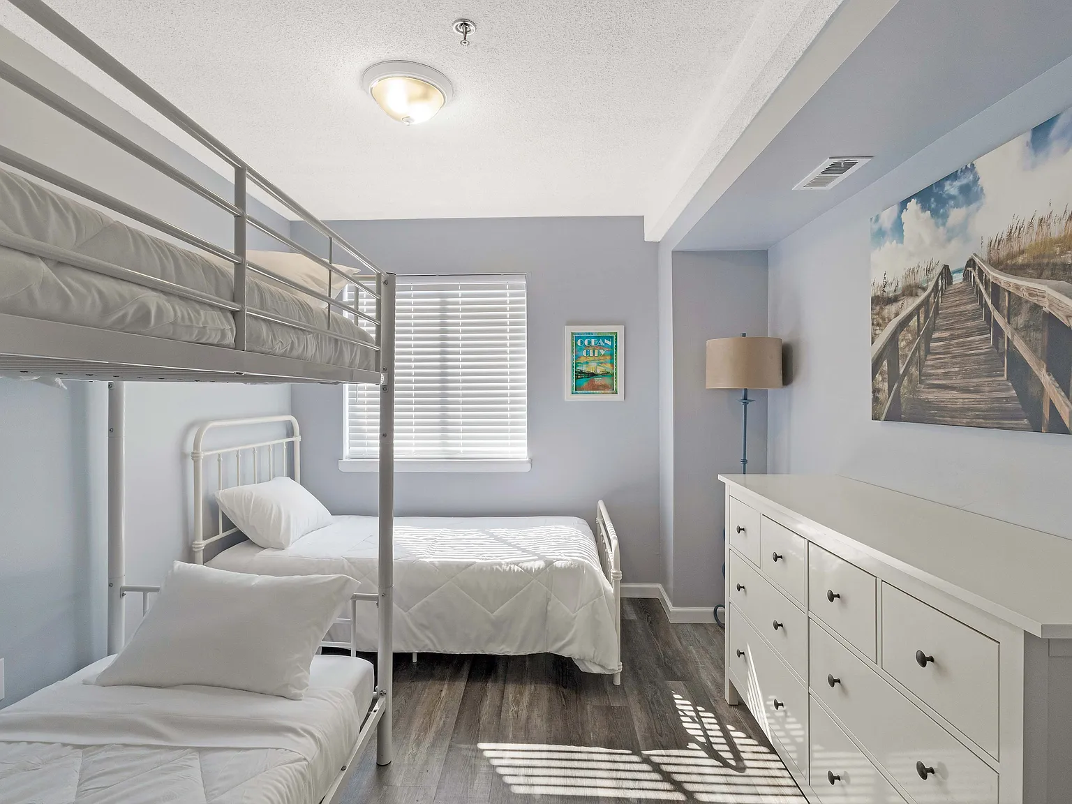 2 bed, 800 sqft, $1,500 — Photo 3