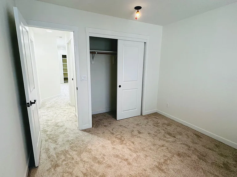 487 SW Aldea Ter — Photo 18