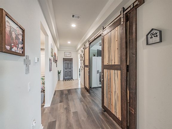 4th image of 3705 Cicada Ln