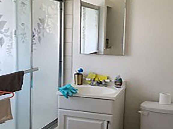 3rd image of 554 E Brett St #8663837