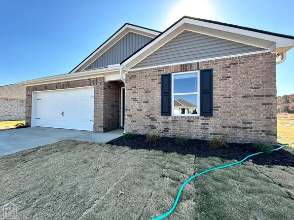 106 Terry Dr, Brookland, AR 72417
