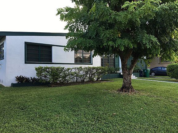 Front bedroom windows