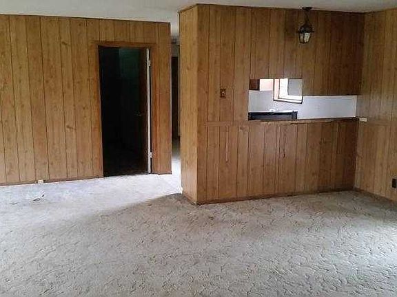 Living Room to Backyard