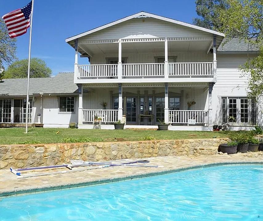 1st image of 34707 Sand Canyon Rd