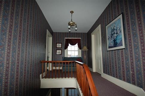 5th image of 15 N Franklin St
