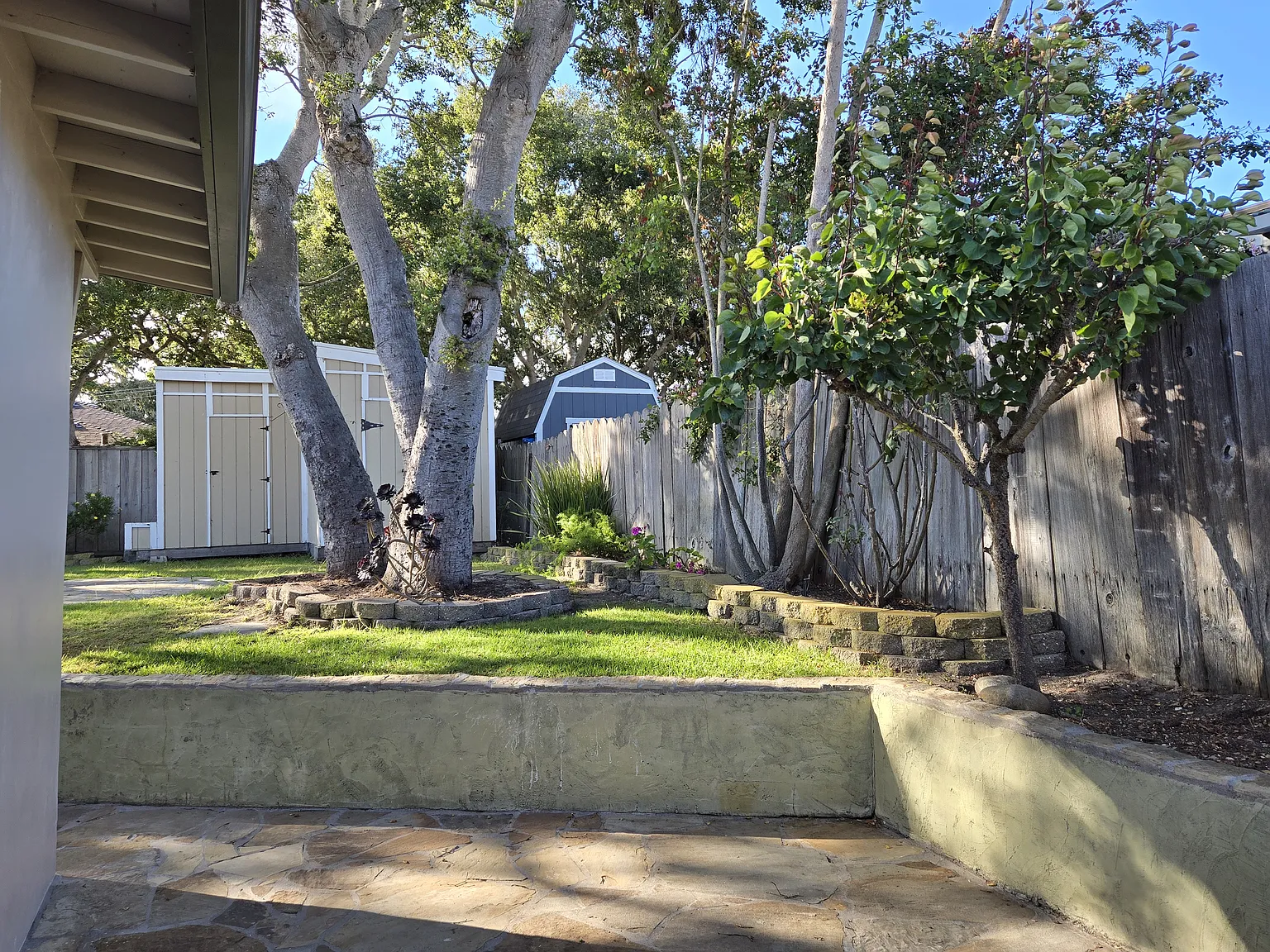 3 bed, 2.5 bath, 1650 sqft, $5,400 — Photo 3