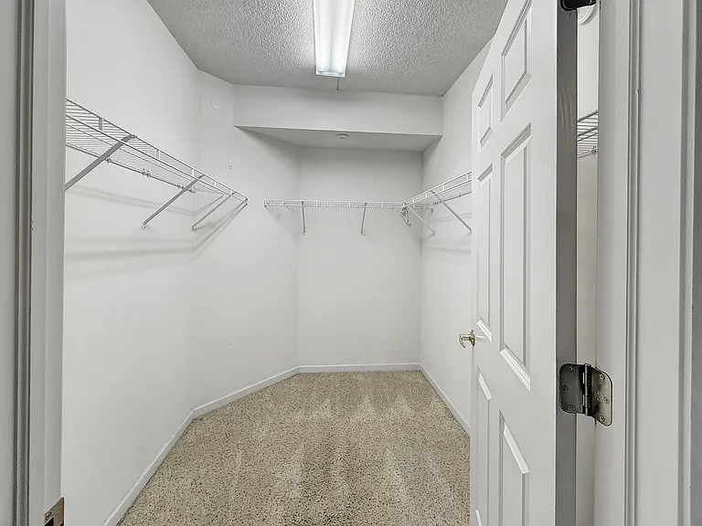 701 W Rand Rd #137 — Photo 14