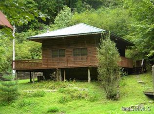 1041 Bee Log Rd, Burnsville, NC 28714