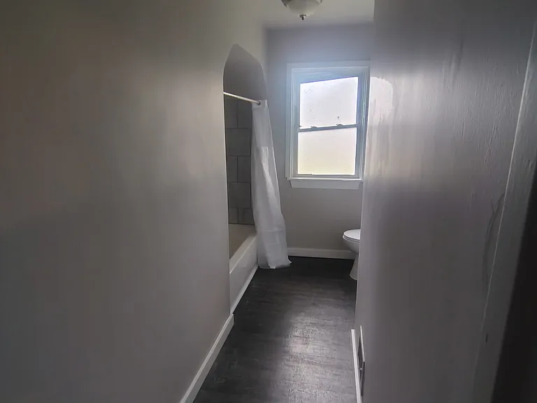 1331 Taft St — Photo 6